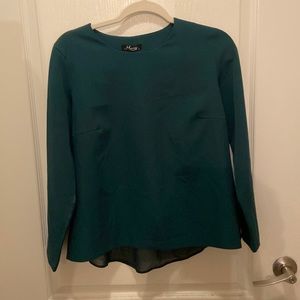 Sz S Beautiful Green Blouse W Bow on Back